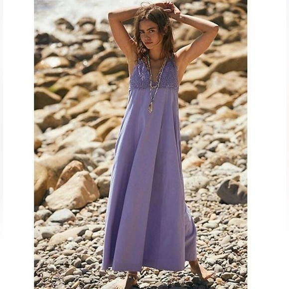Free People Dresses & Skirts - Free People Periwinkle Lovey Maxi Dress